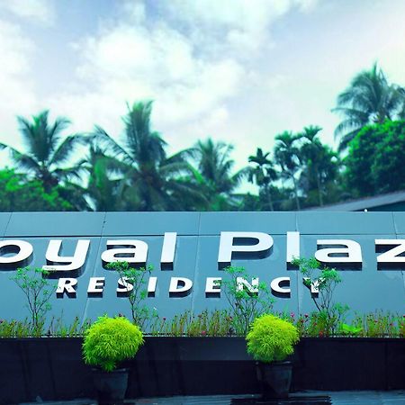 Royal Plaza Residency Hotel Cheruppulasseri Esterno foto